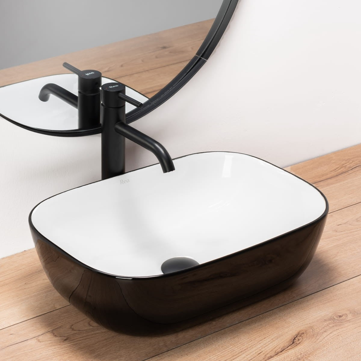 UMYVADLO BELINDA BLACK WHITE - NA DESKU