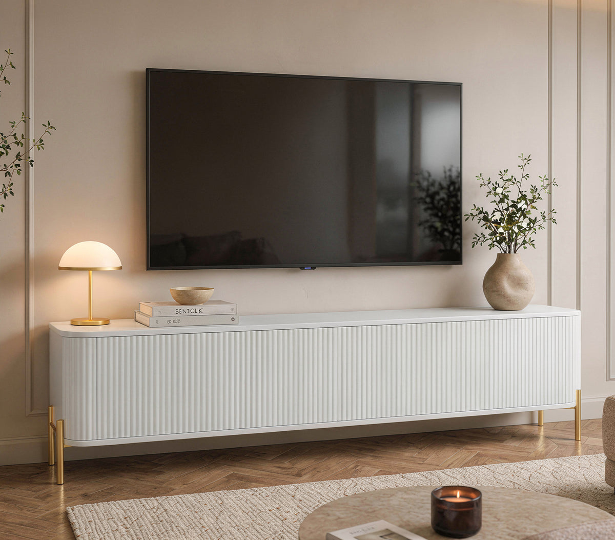 Drážkovaný TV stolek DALIA na kovových nožičkách